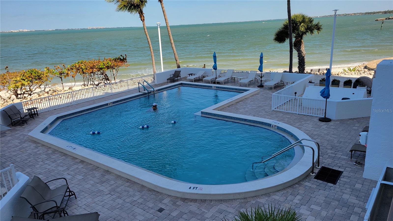 SUNSET TOWERS - Residential Lease
