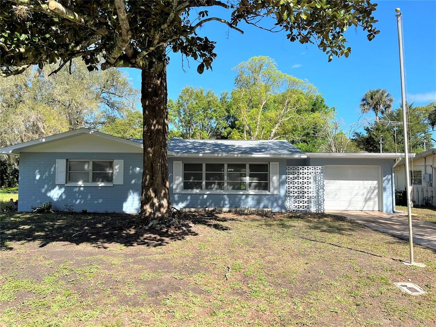 2 bedroom 2 bathroom single family house for rent in New Smyrna Beach. Available May 2023. Annual lease. Rent is $2200.00 monthly. Security deposit is twice the rent. $300.00 cleaning fee. $30.00 application fee each adult. Tenant responsible for lawn and landscaping. ;CleaningFee: 300