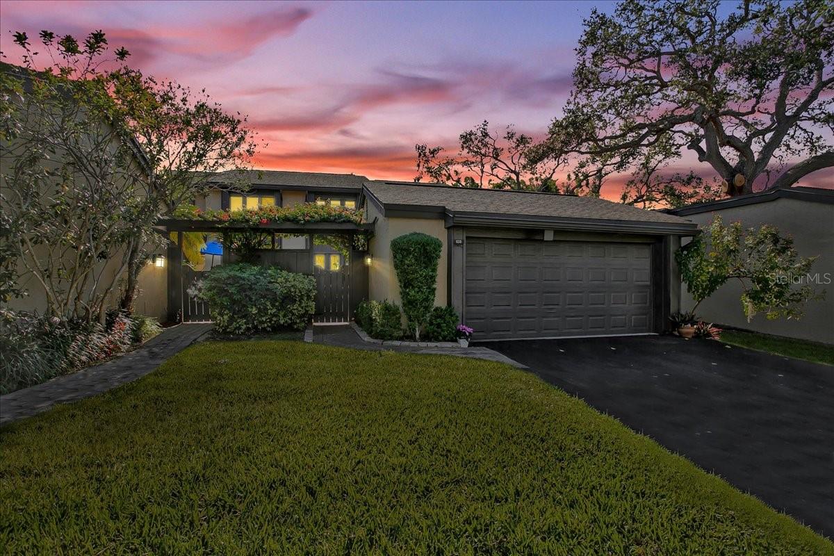 RANDOLPH FARMS CONDO - Residential