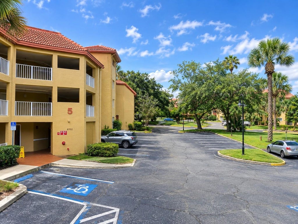 Photo of 6402 Parc Corniche Drive #5204, Orlando, FL 32821 (MLS # O6444903)