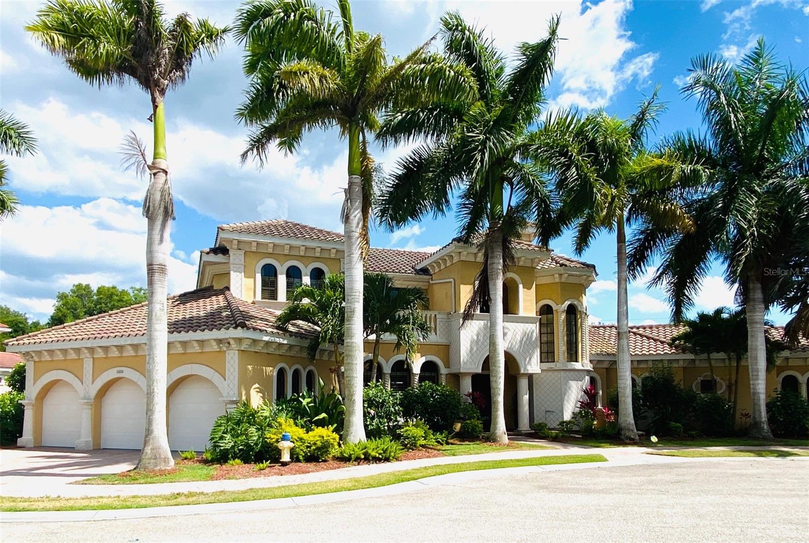 PORTOFINO ON THE BAY - Residential