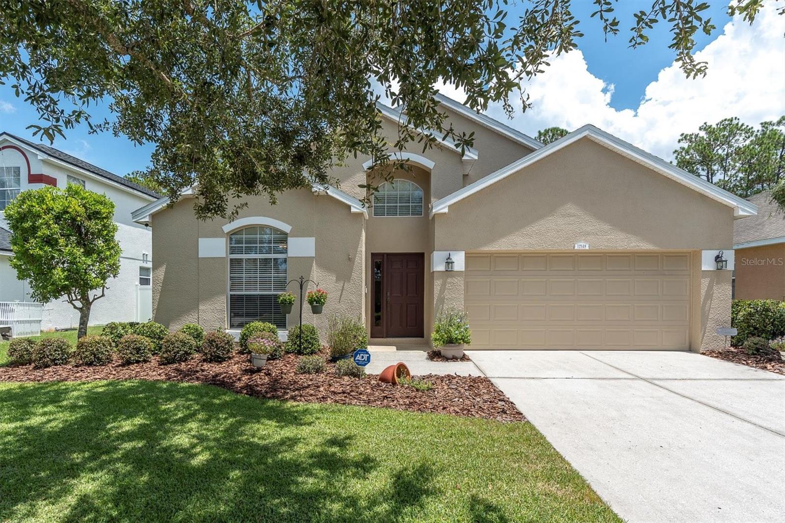 COLONY LAKES - Residential