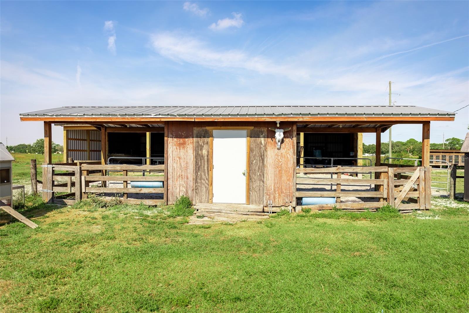 ARROW B RANCH - Residential