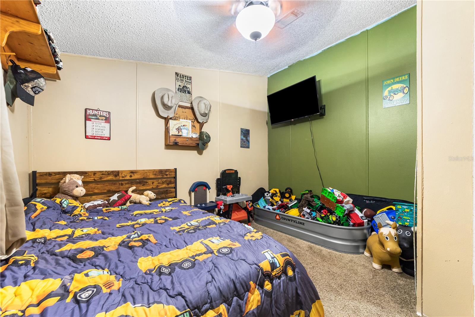 ARROW B RANCH - Residential