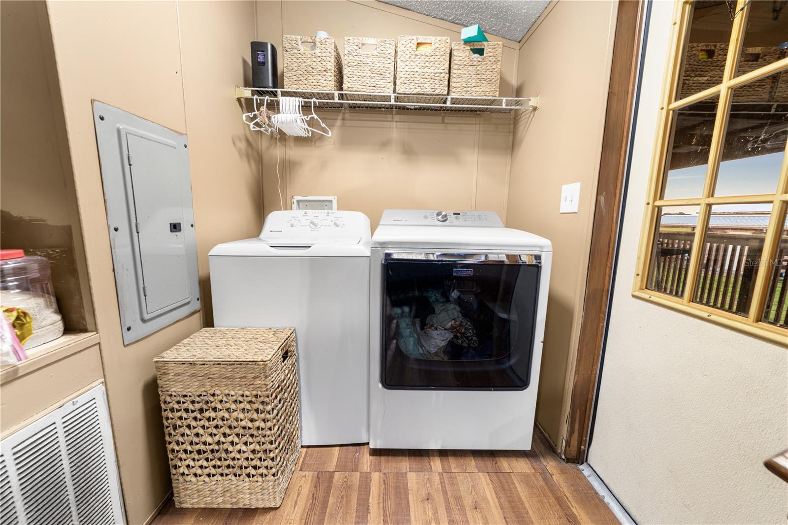 ARROW B RANCH - Residential