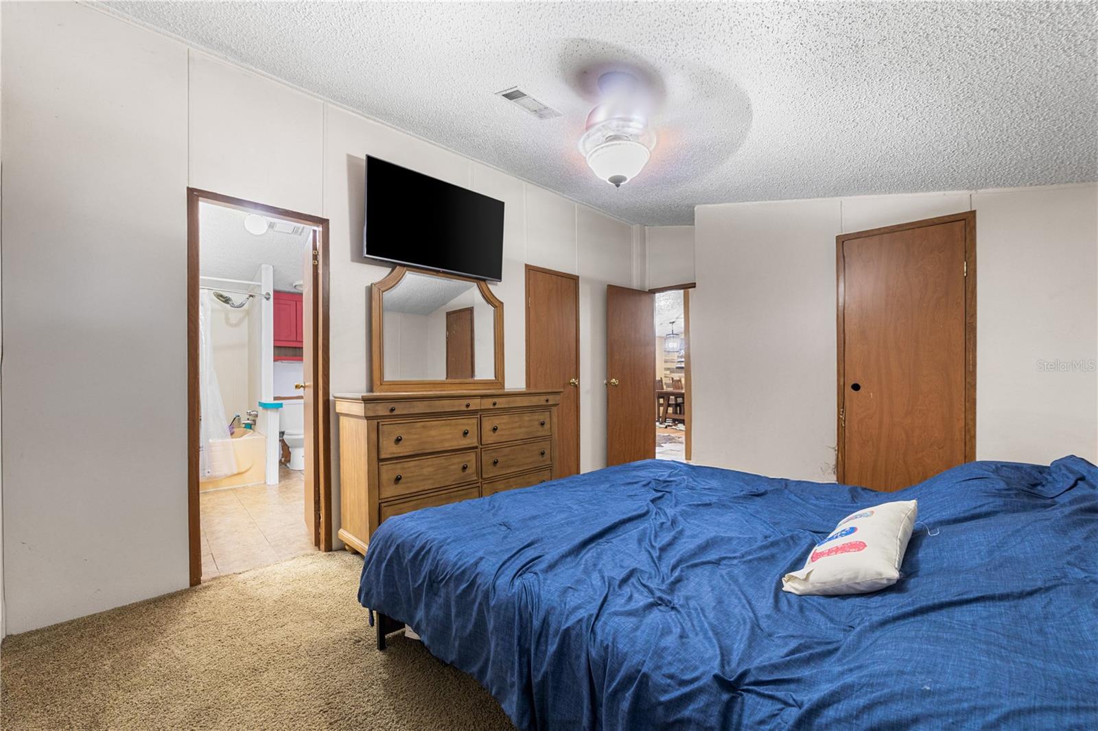 ARROW B RANCH - Residential