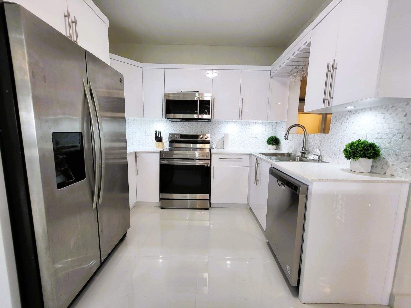 ISLA VERDE - Residential