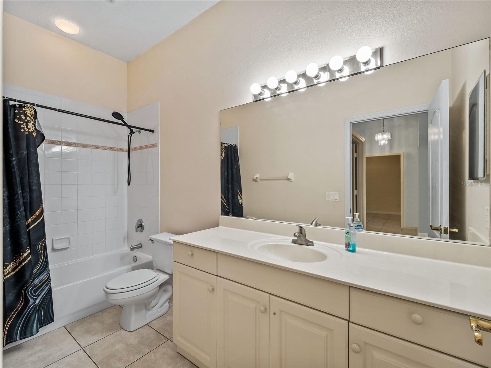 BOBCAT TRAIL - Residential