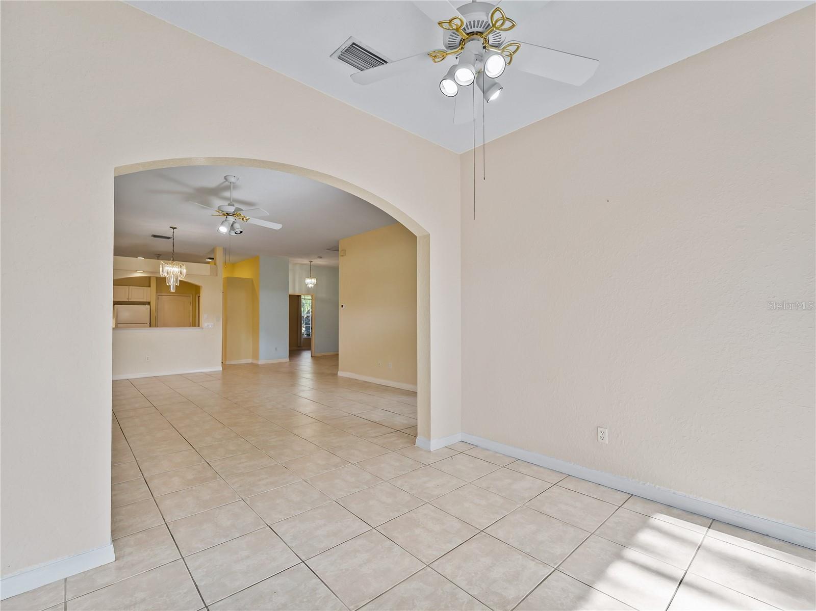 BOBCAT TRAIL - Residential