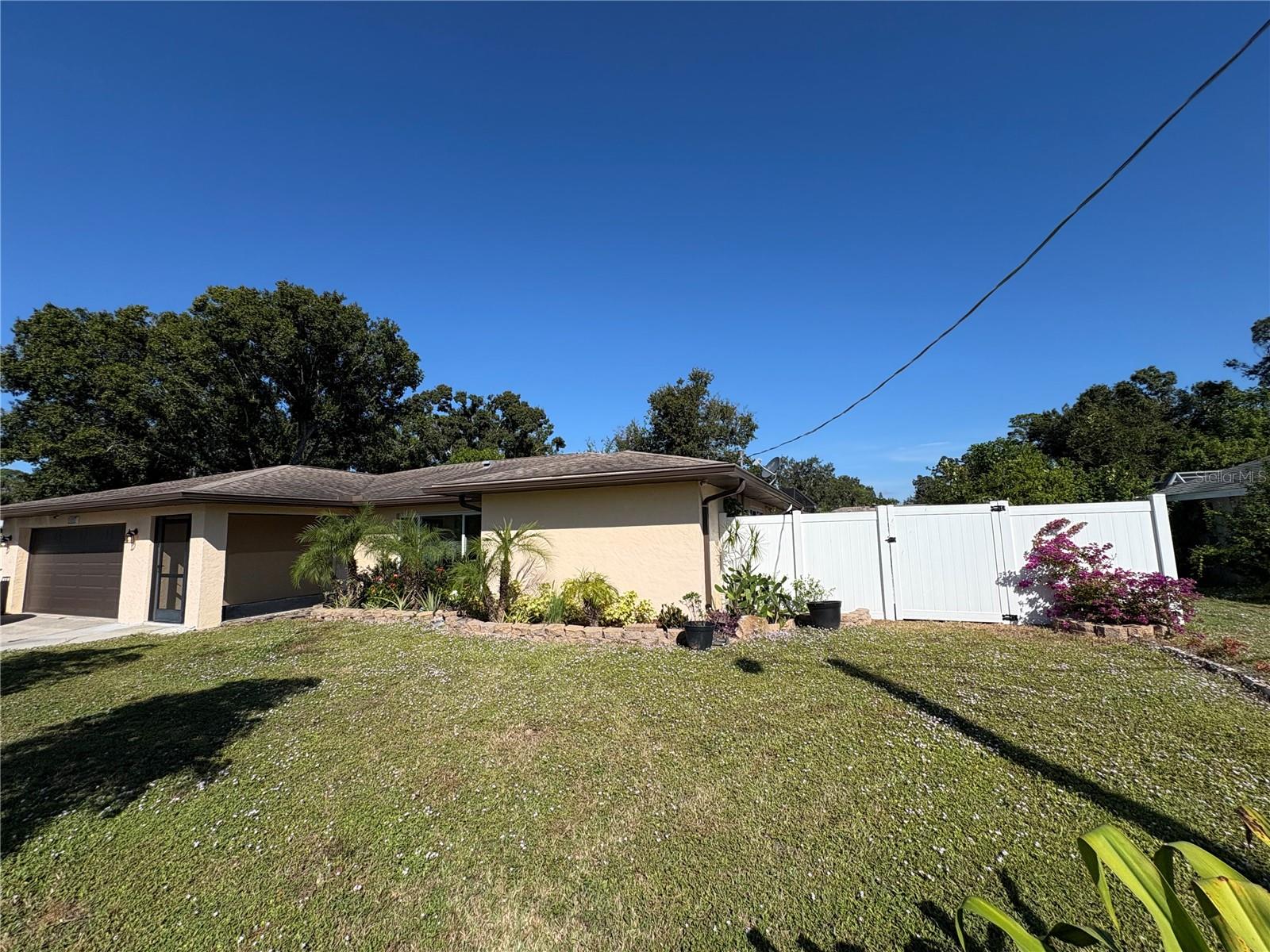 WINTER GARDENS - Residential