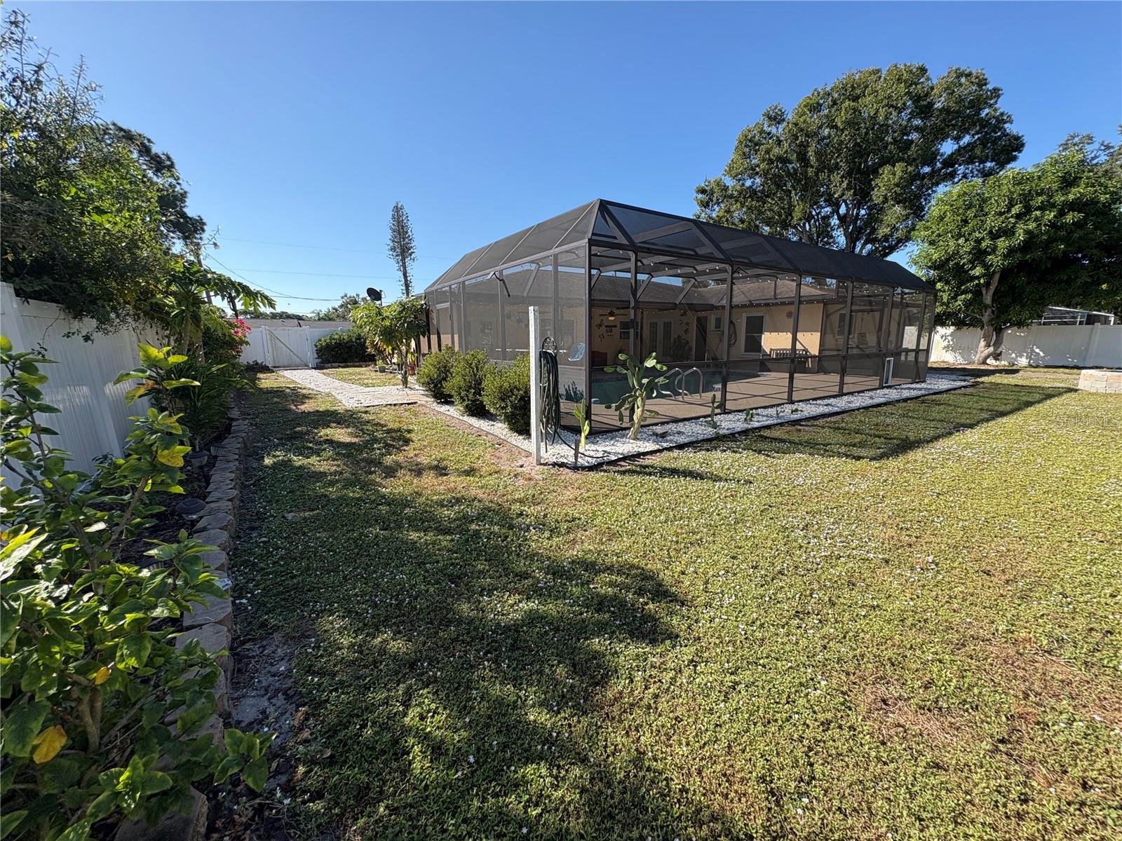 WINTER GARDENS - Residential