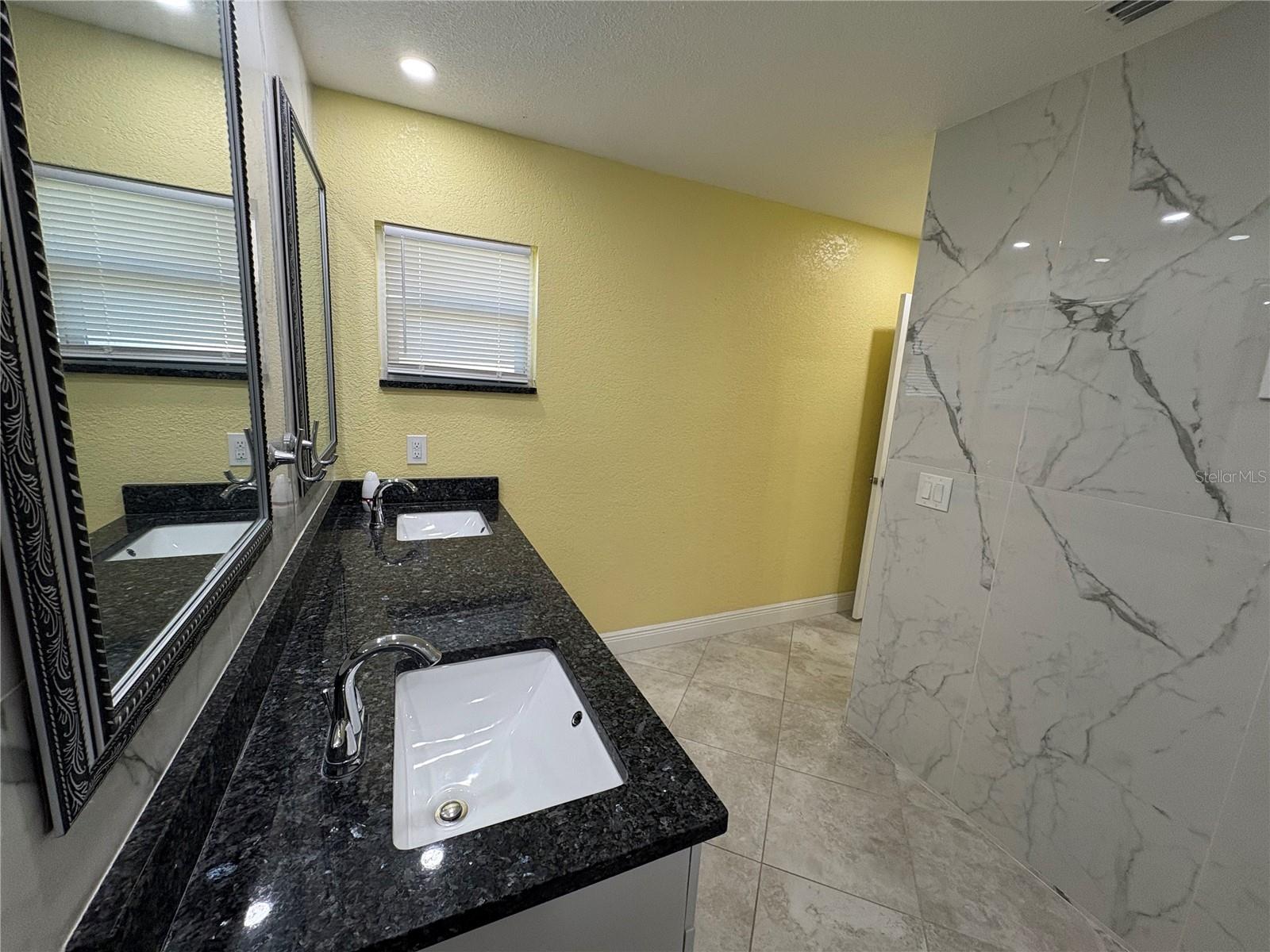 WINTER GARDENS - Residential