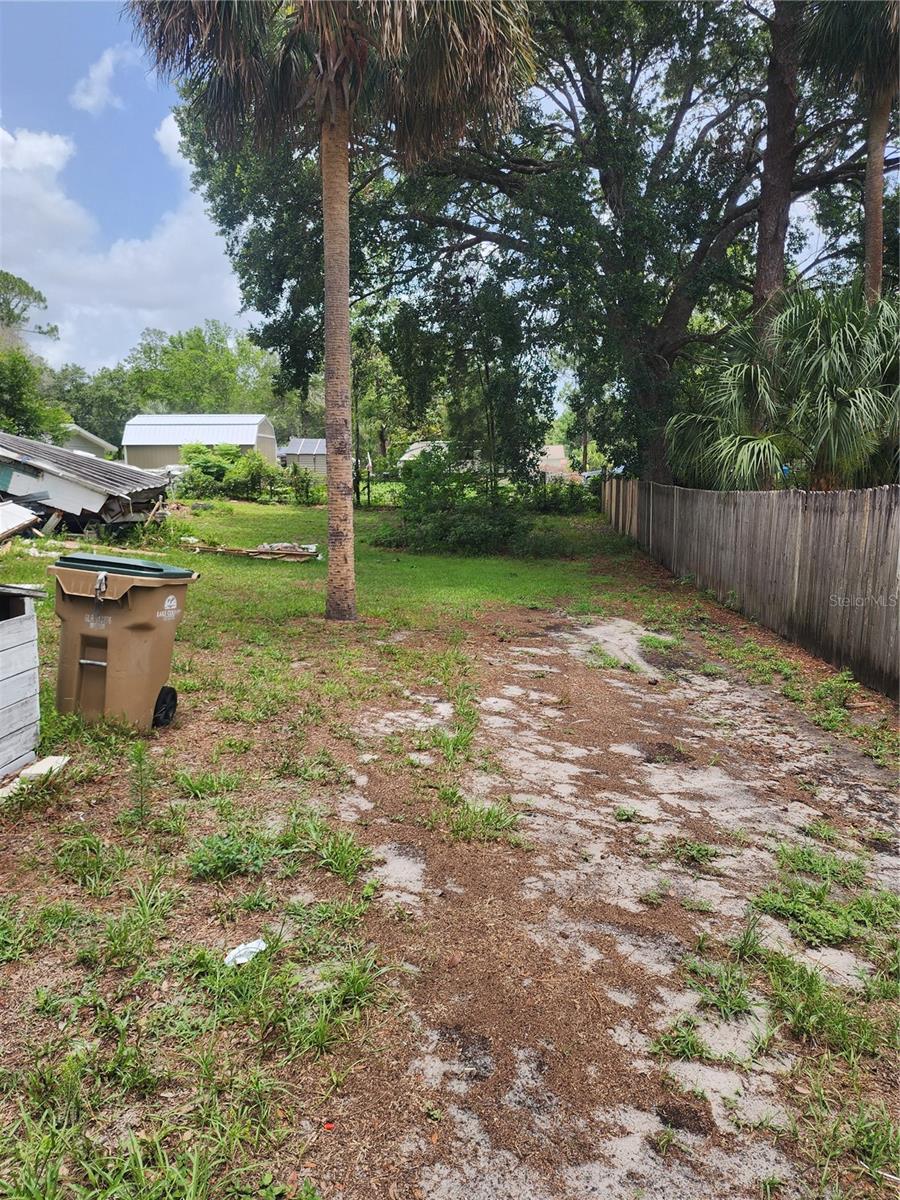27729 LUELLA