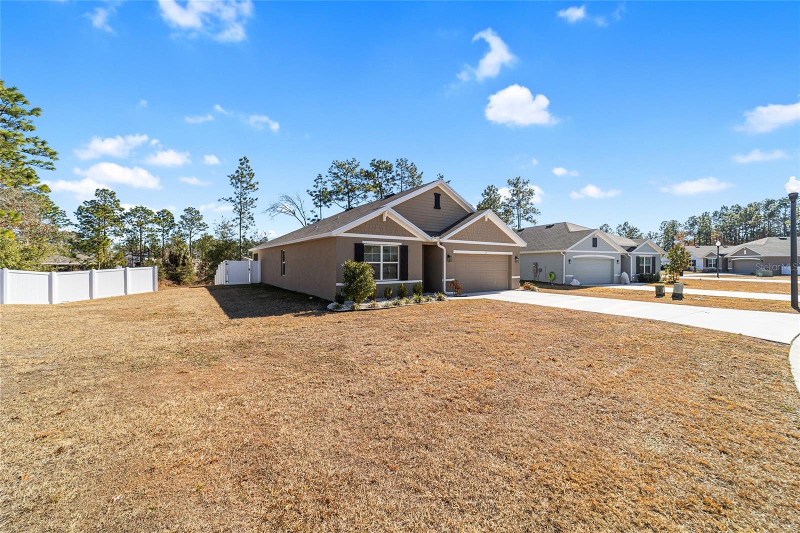 13 HICKORY COURSE CIRCLE