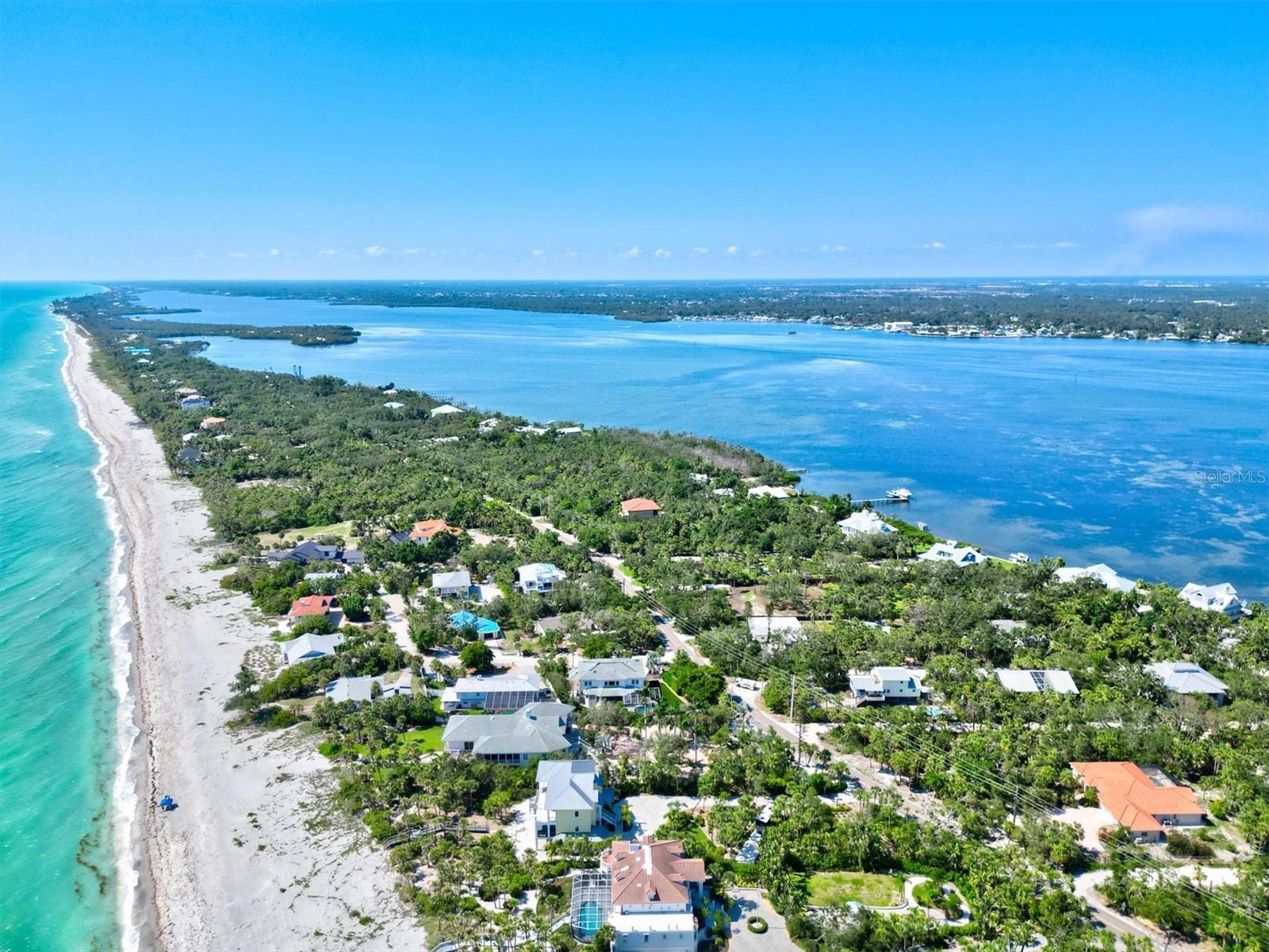 TROPICAL BREEZE ESTATES - Residential