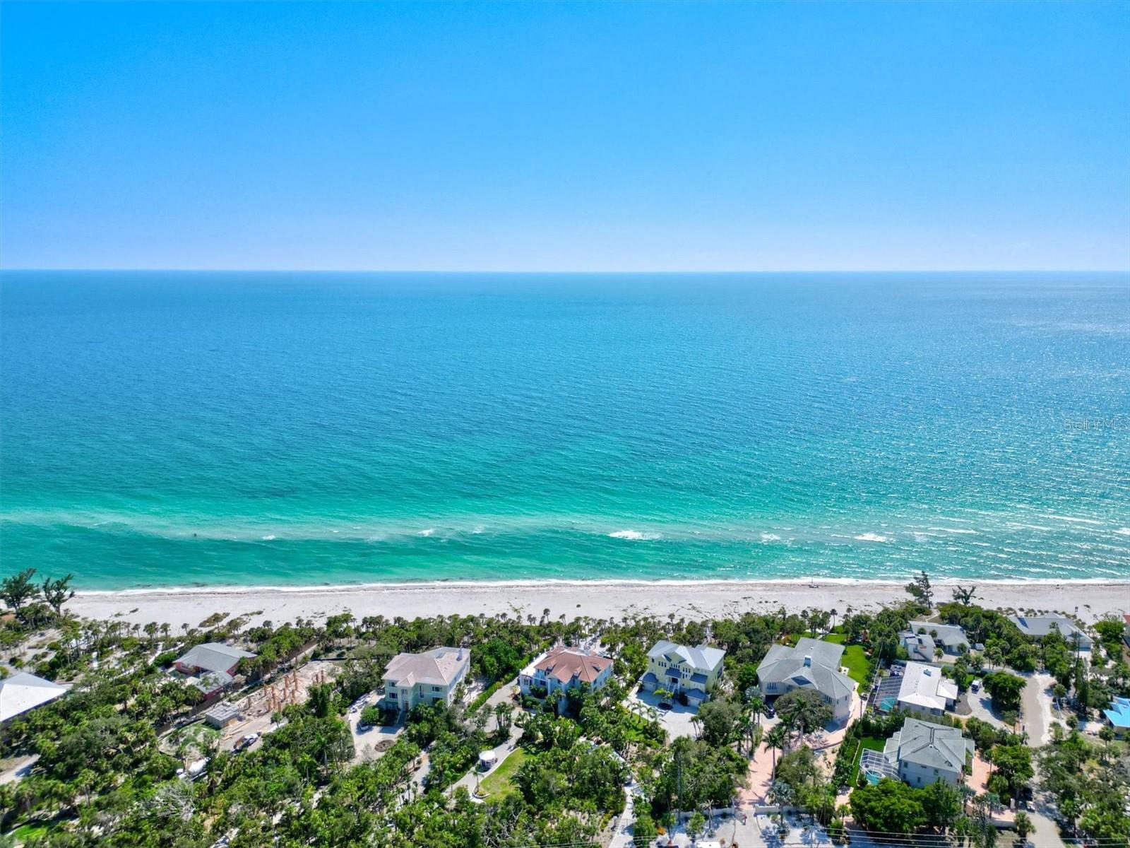 TROPICAL BREEZE ESTATES - Residential