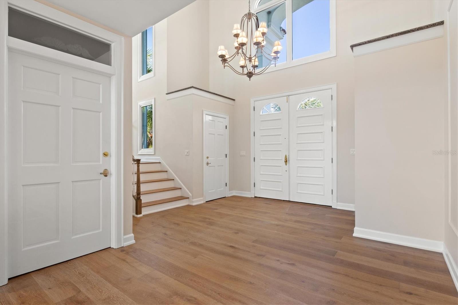 TROPICAL BREEZE ESTATES - Residential