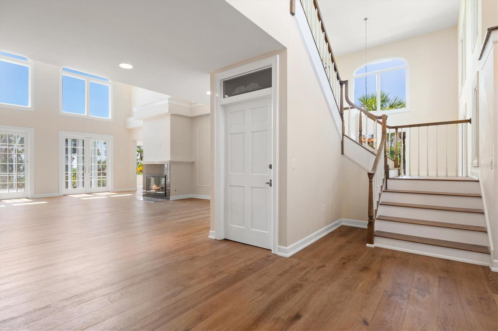 TROPICAL BREEZE ESTATES - Residential