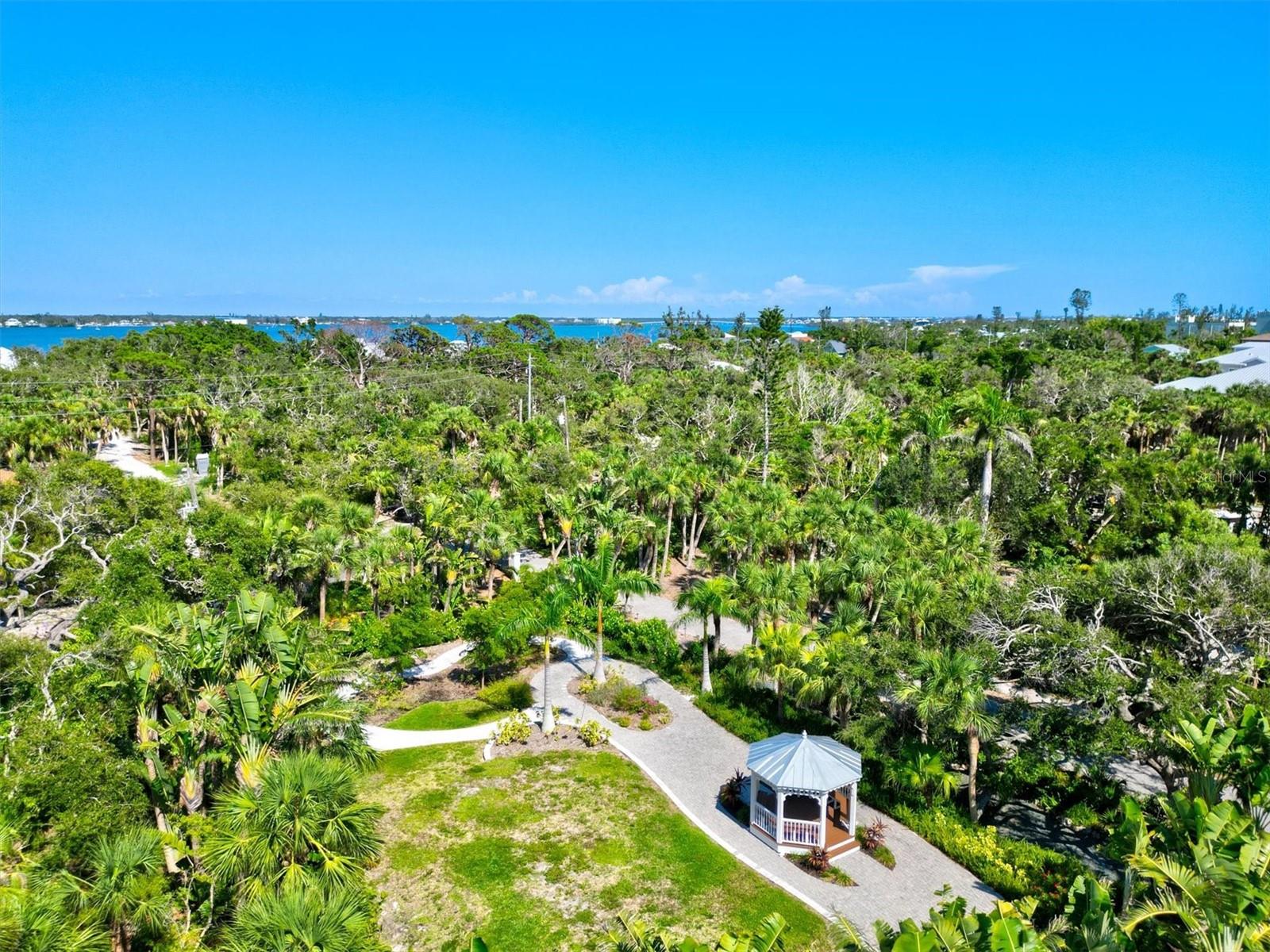 TROPICAL BREEZE ESTATES - Residential