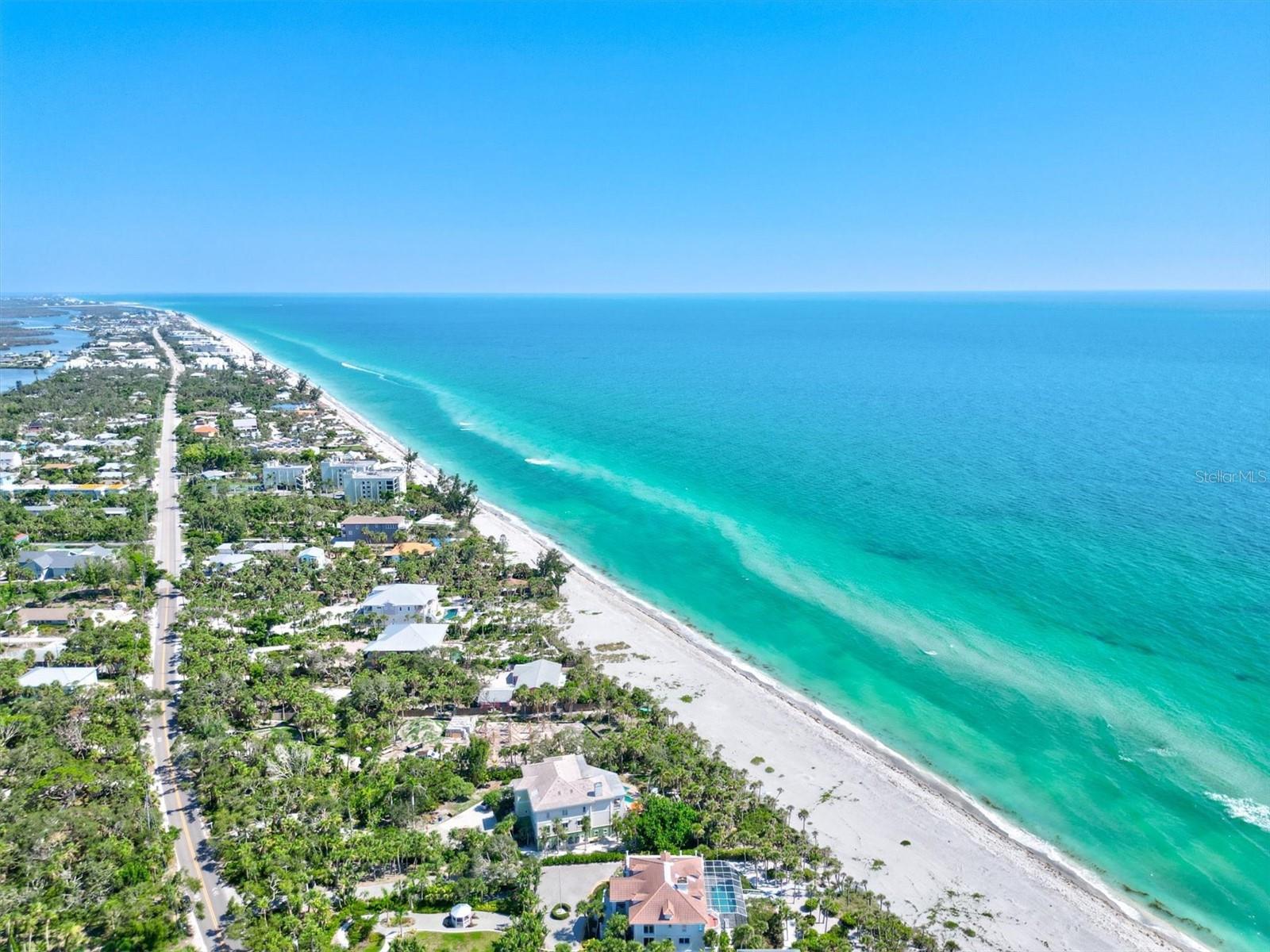 TROPICAL BREEZE ESTATES - Residential