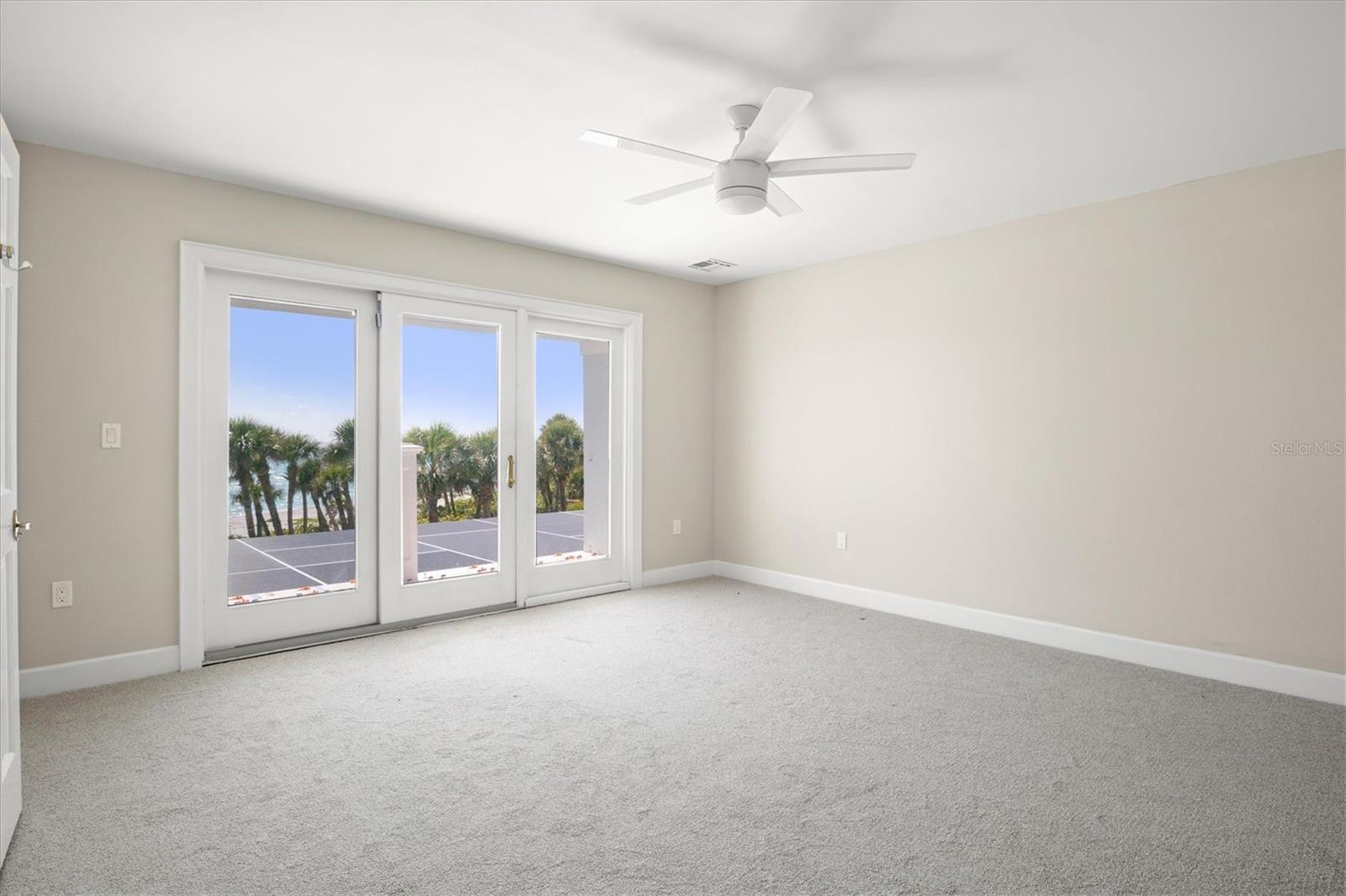 TROPICAL BREEZE ESTATES - Residential