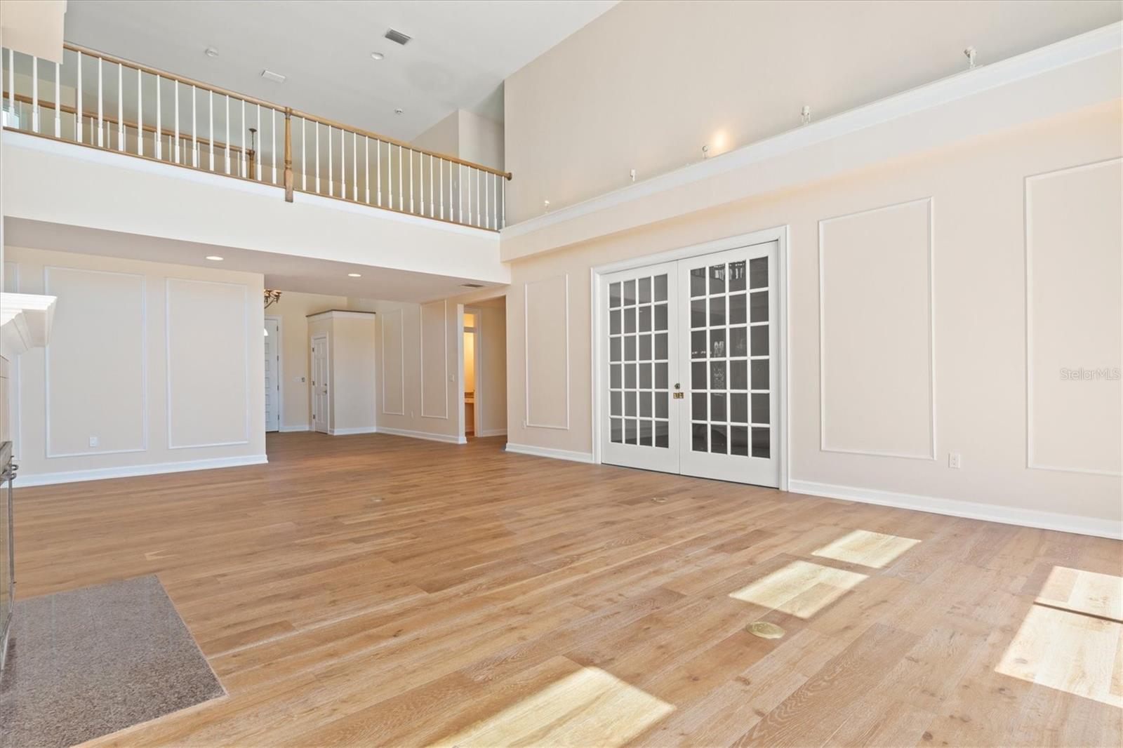 TROPICAL BREEZE ESTATES - Residential