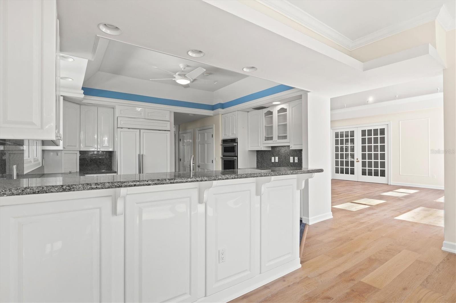 TROPICAL BREEZE ESTATES - Residential