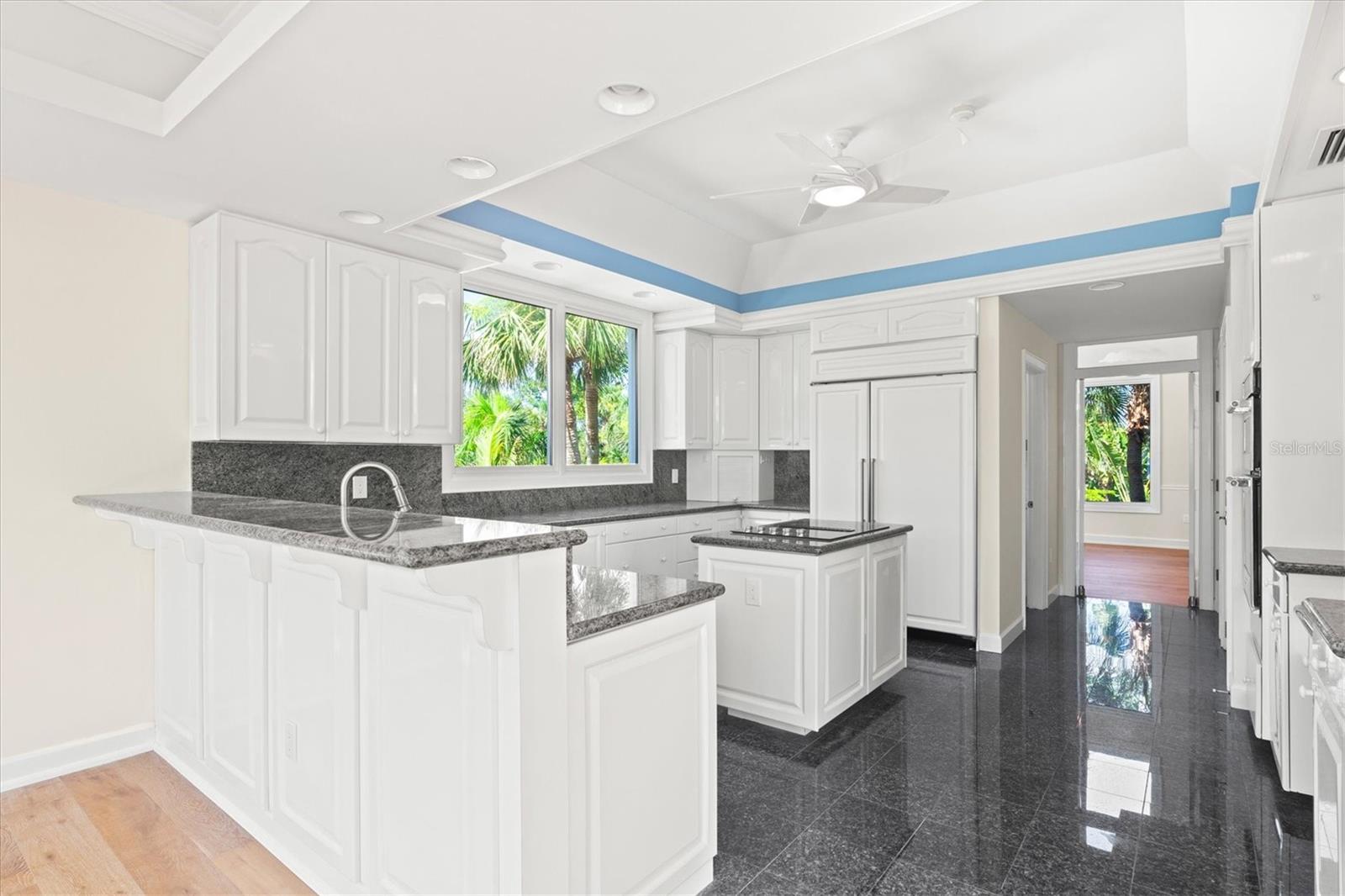 TROPICAL BREEZE ESTATES - Residential