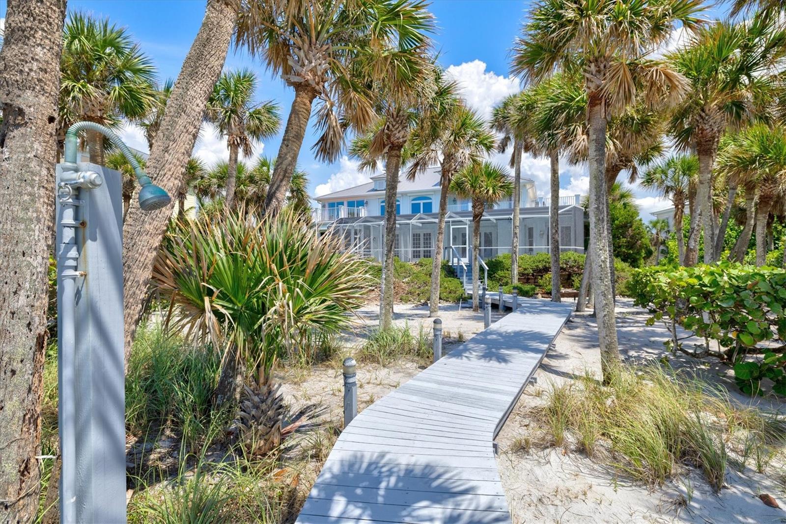 TROPICAL BREEZE ESTATES - Residential