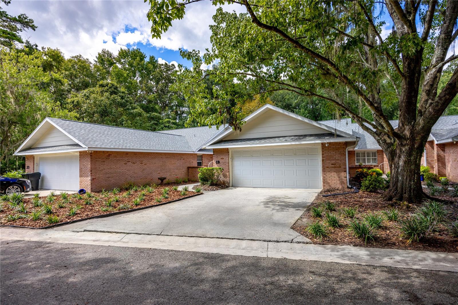 19 NW 48TH BOULEVARD