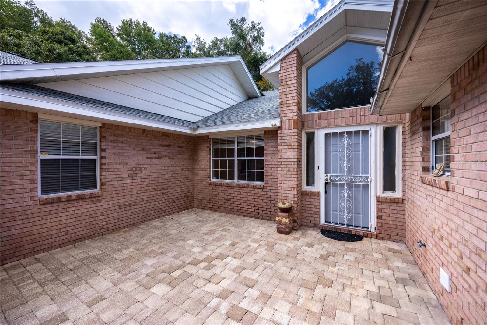 19 NW 48TH BOULEVARD