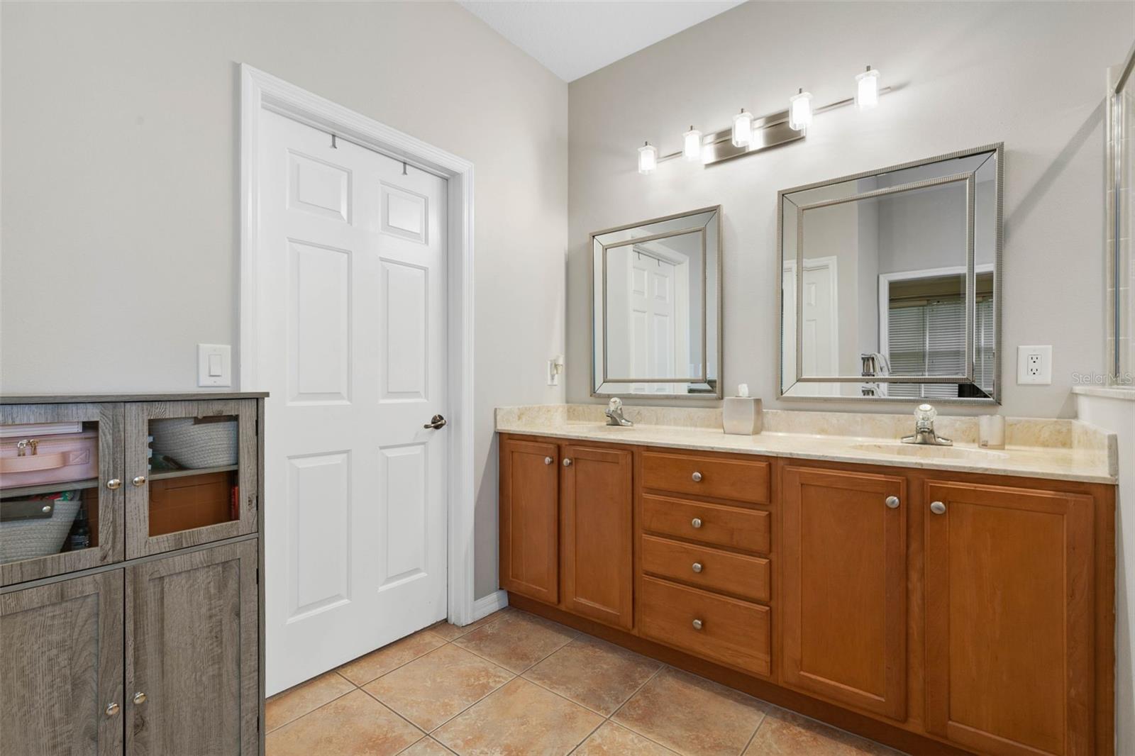 FAIRCHILD OAKS PHASE I - Residential