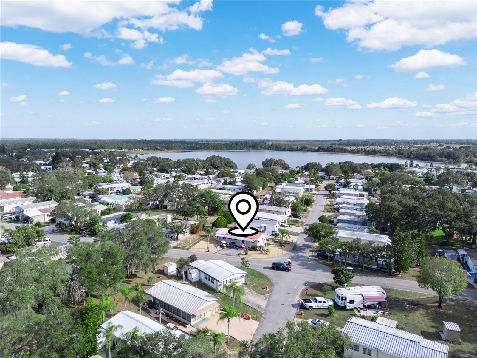 SADDLEBAG LAKE - Residential