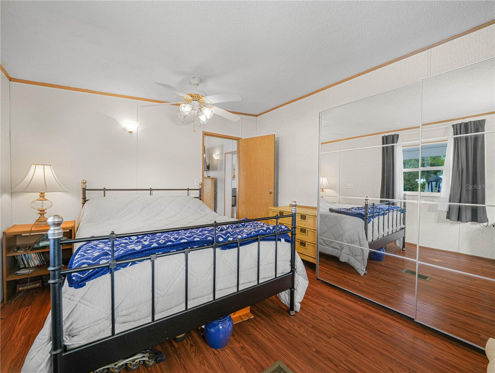 SADDLEBAG LAKE - Residential