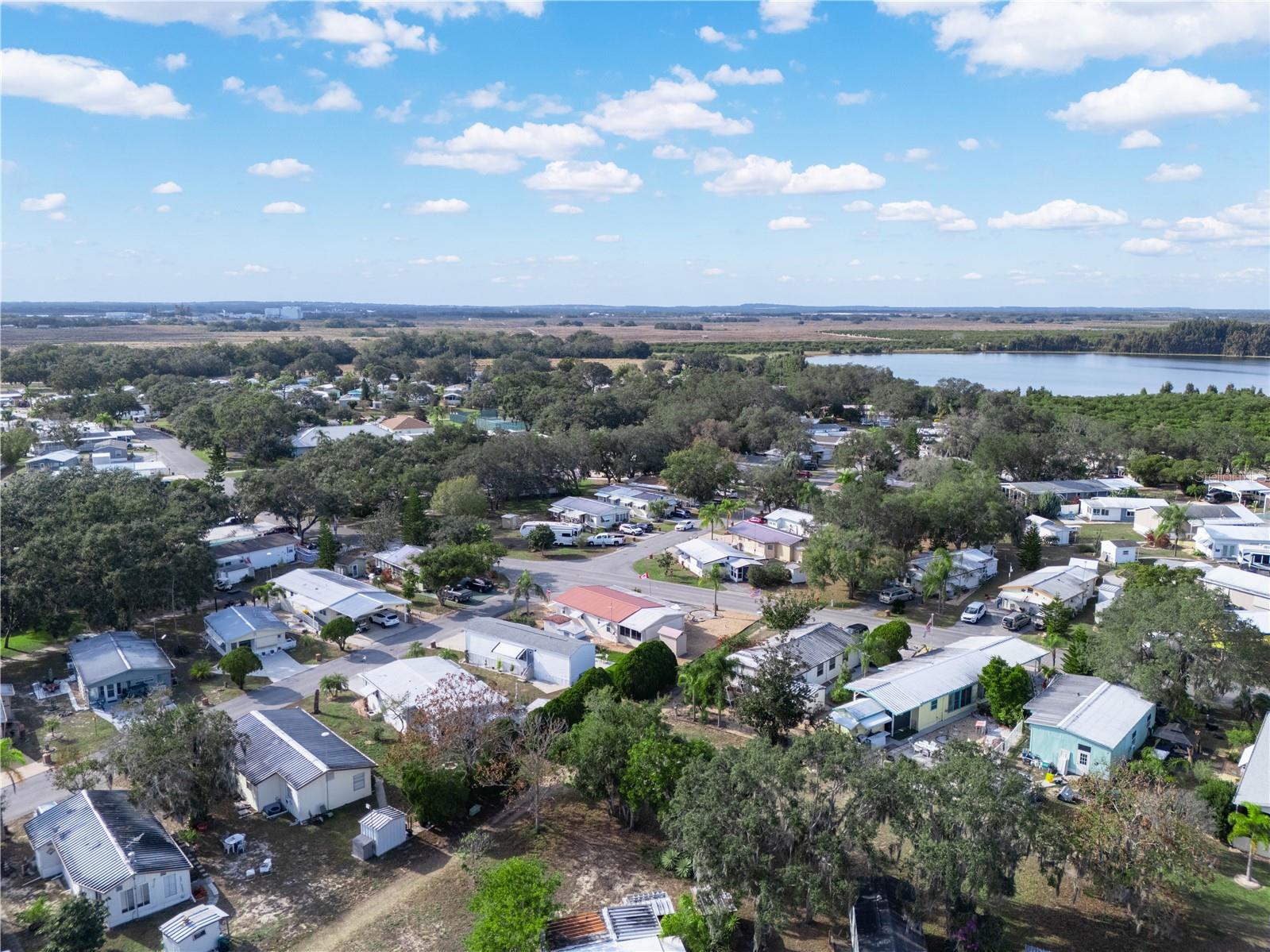 SADDLEBAG LAKE - Residential