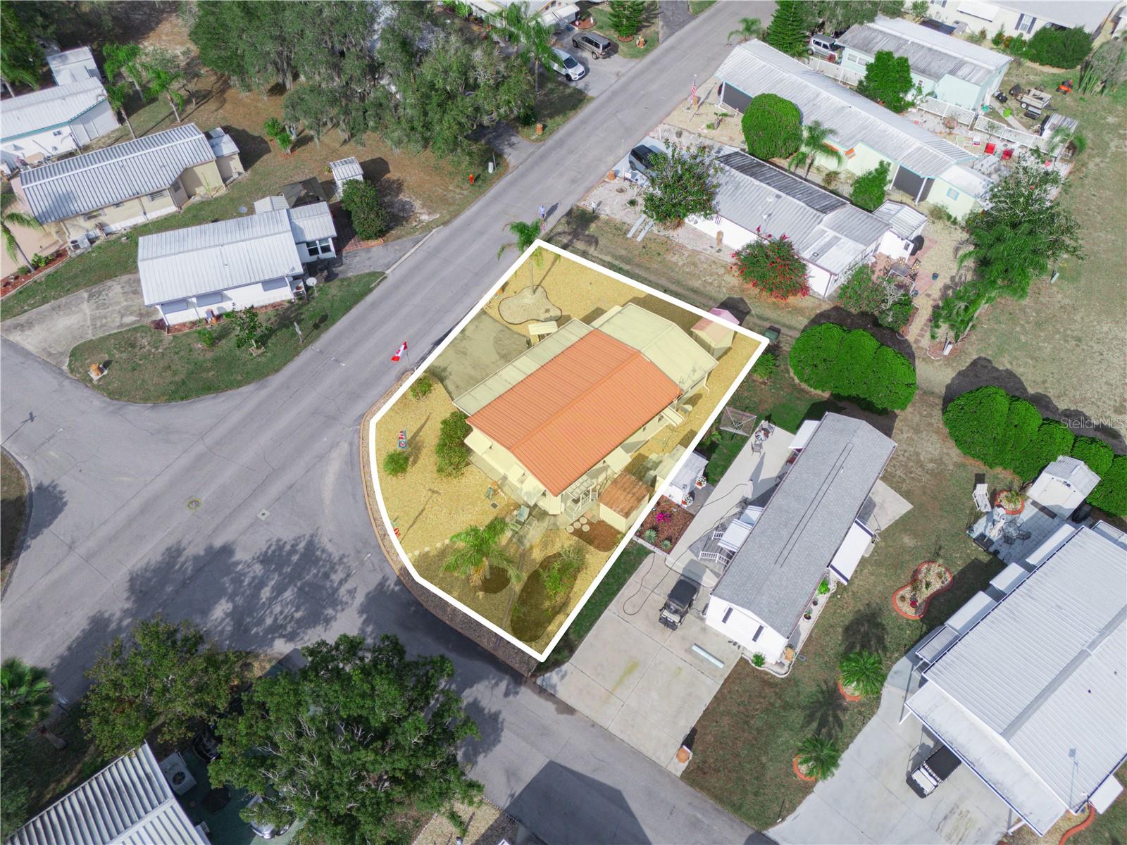 SADDLEBAG LAKE - Residential