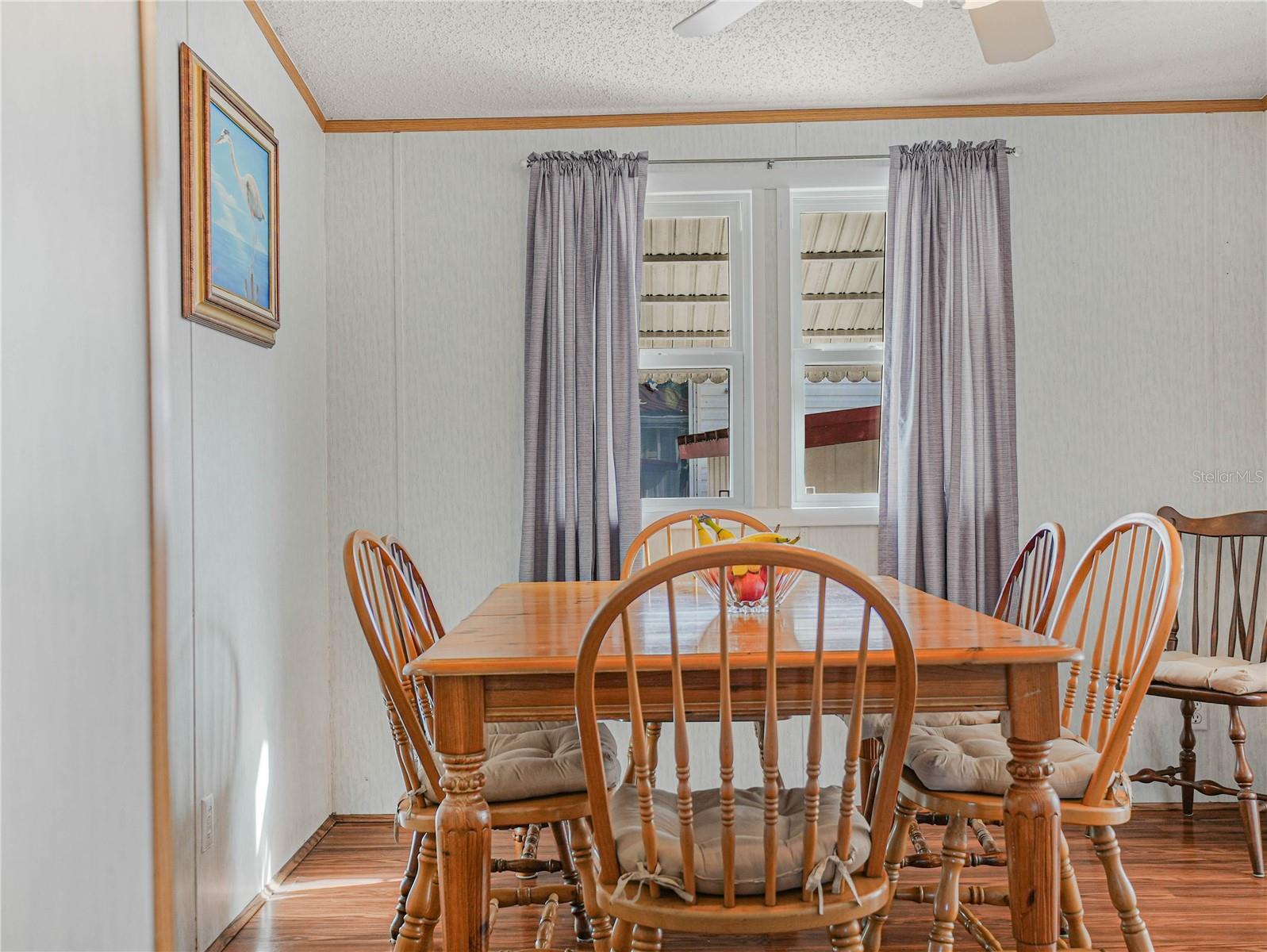 SADDLEBAG LAKE - Residential