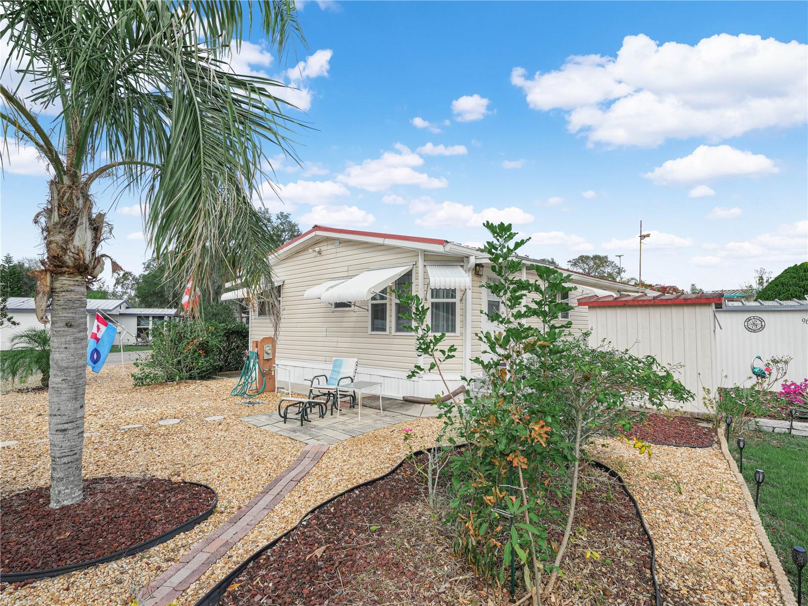 SADDLEBAG LAKE - Residential