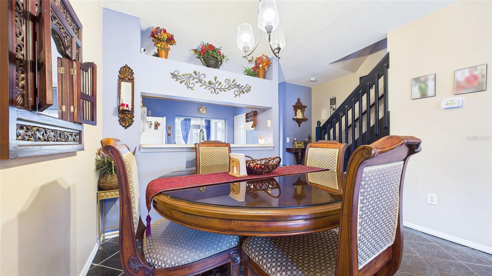 MEADOW POINTE - Residential