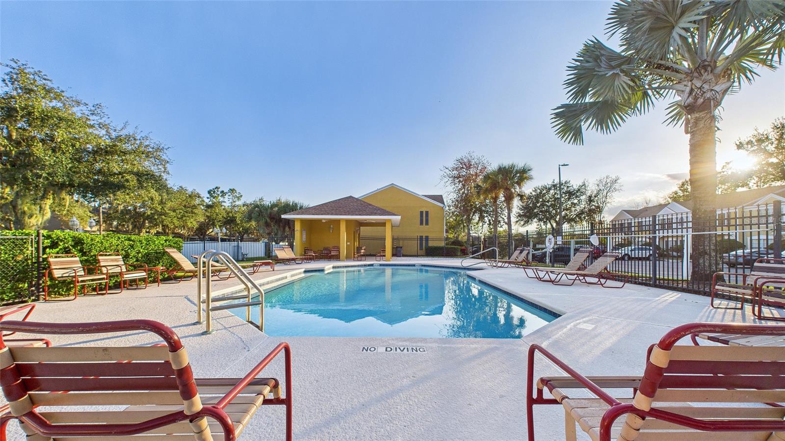 MEADOW POINTE - Residential