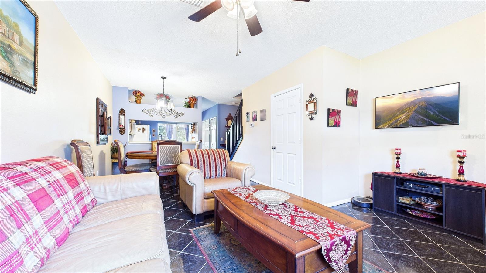 MEADOW POINTE - Residential