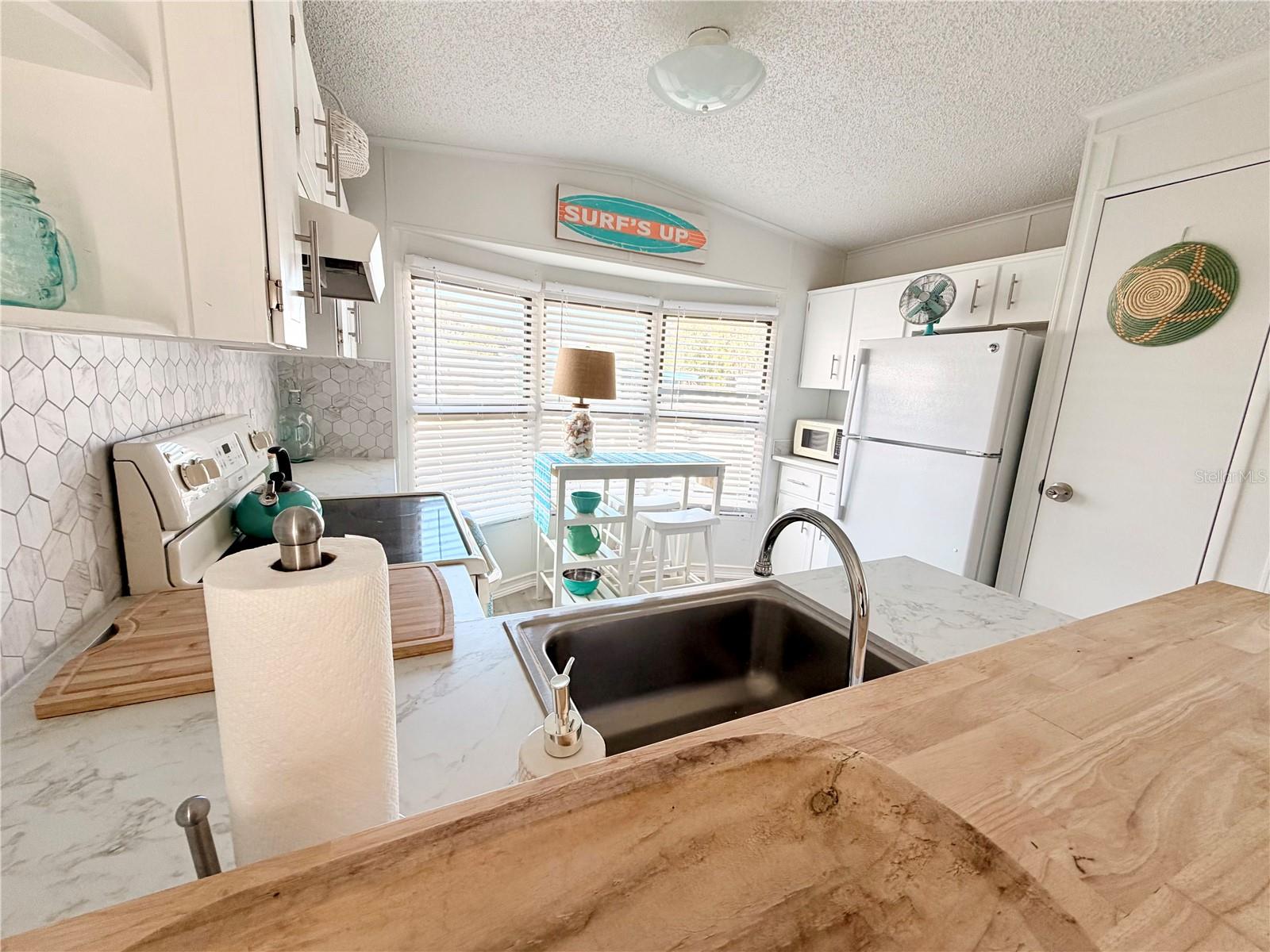 FRIENDLY SHORES COOP - Residential