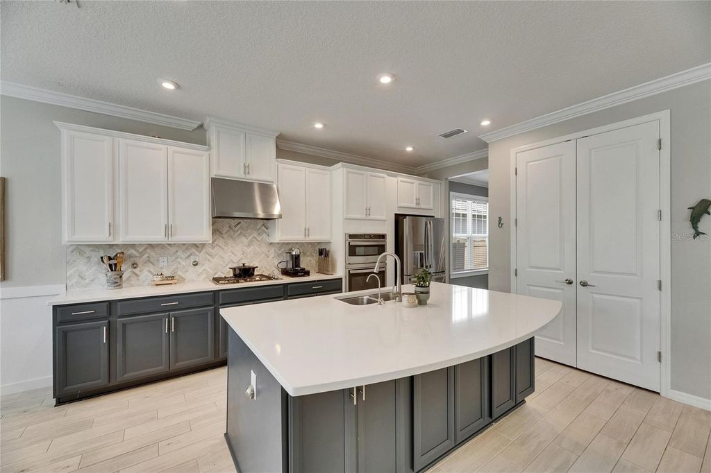 Photo of 10399 Boyette Brook Street, Riverview, FL 33569 (MLS # TB8399107)