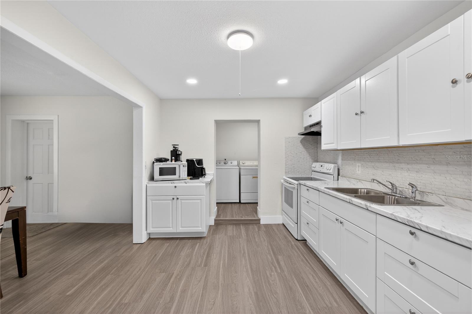 4DO | HOLLYWOOD PARK - Residential