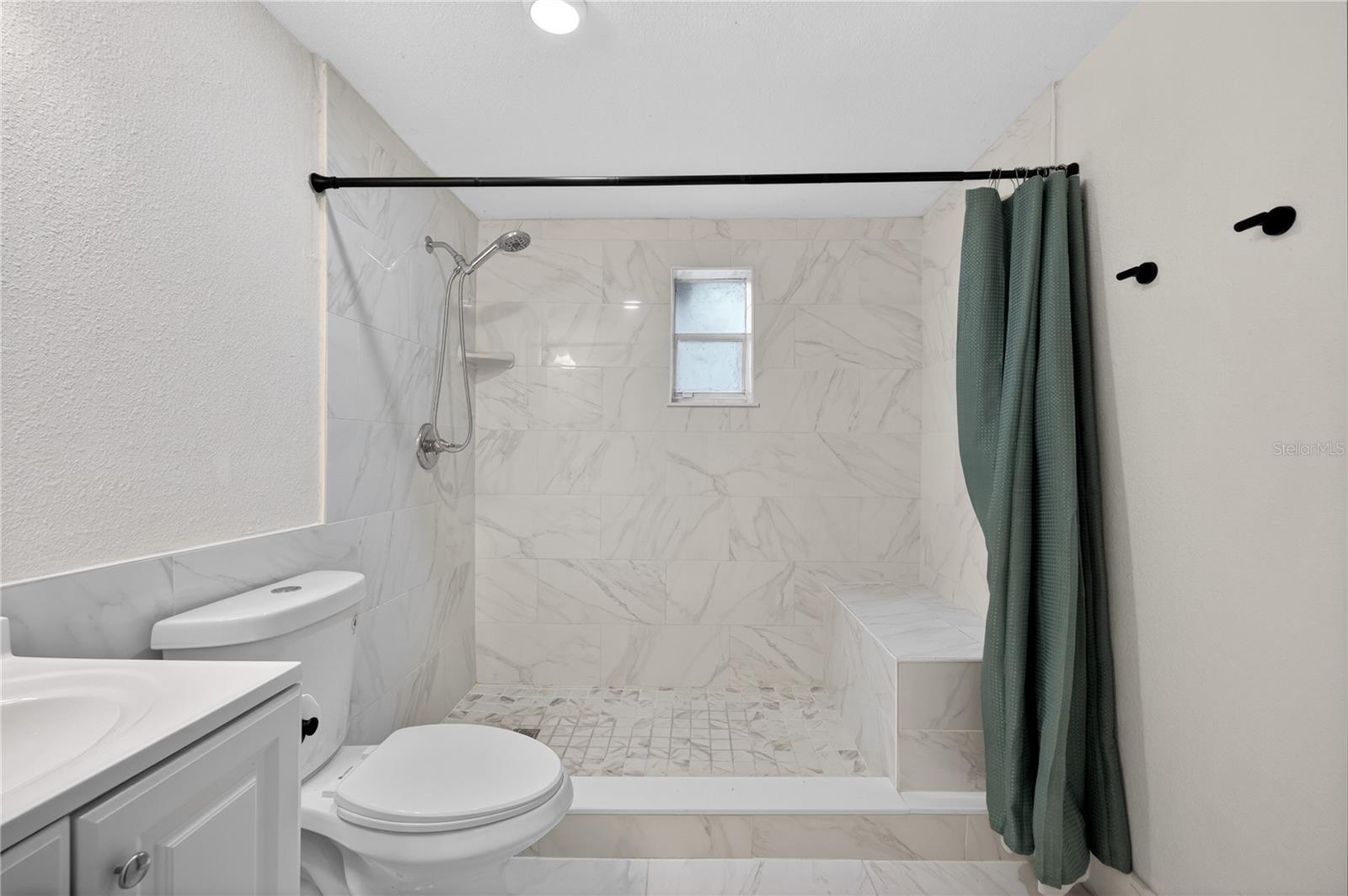 4DO | HOLLYWOOD PARK - Residential