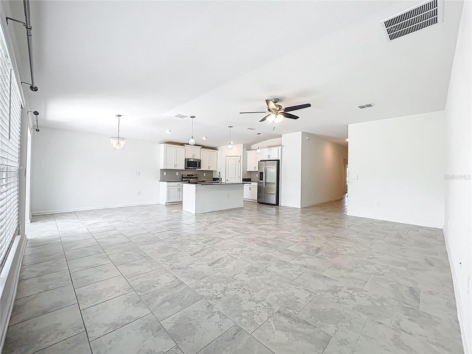 TRINITY LAKES 50 - Residential Lease