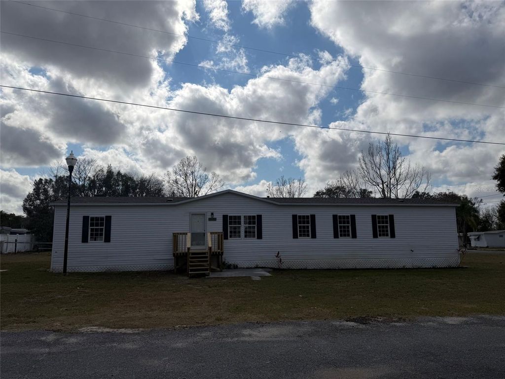 Photo of 28834 Hubbard Street, Leesburg, FL 34748 (MLS # TB8469694)