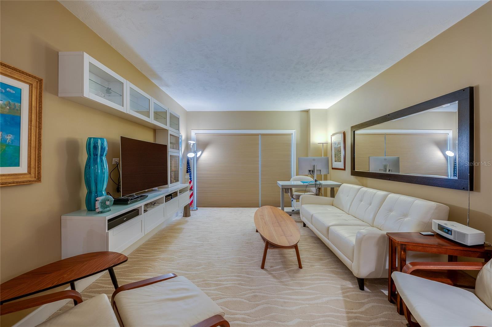 LANDMARK CONDO - Residential