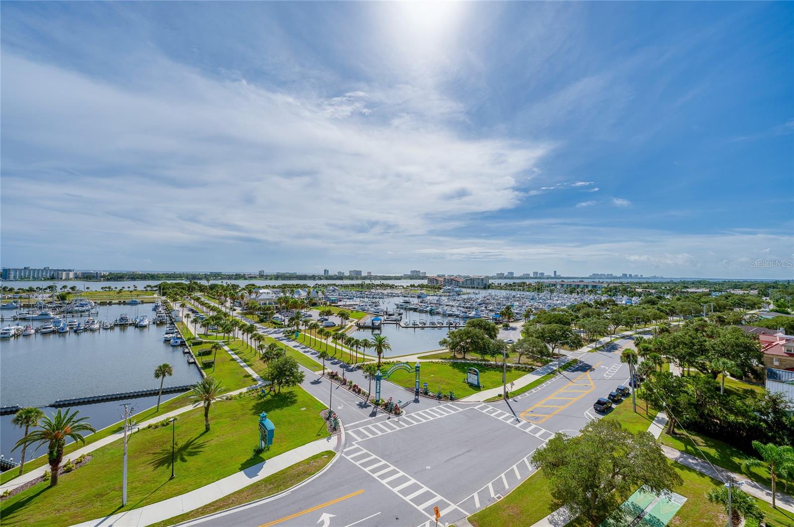 LANDMARK CONDO - Residential