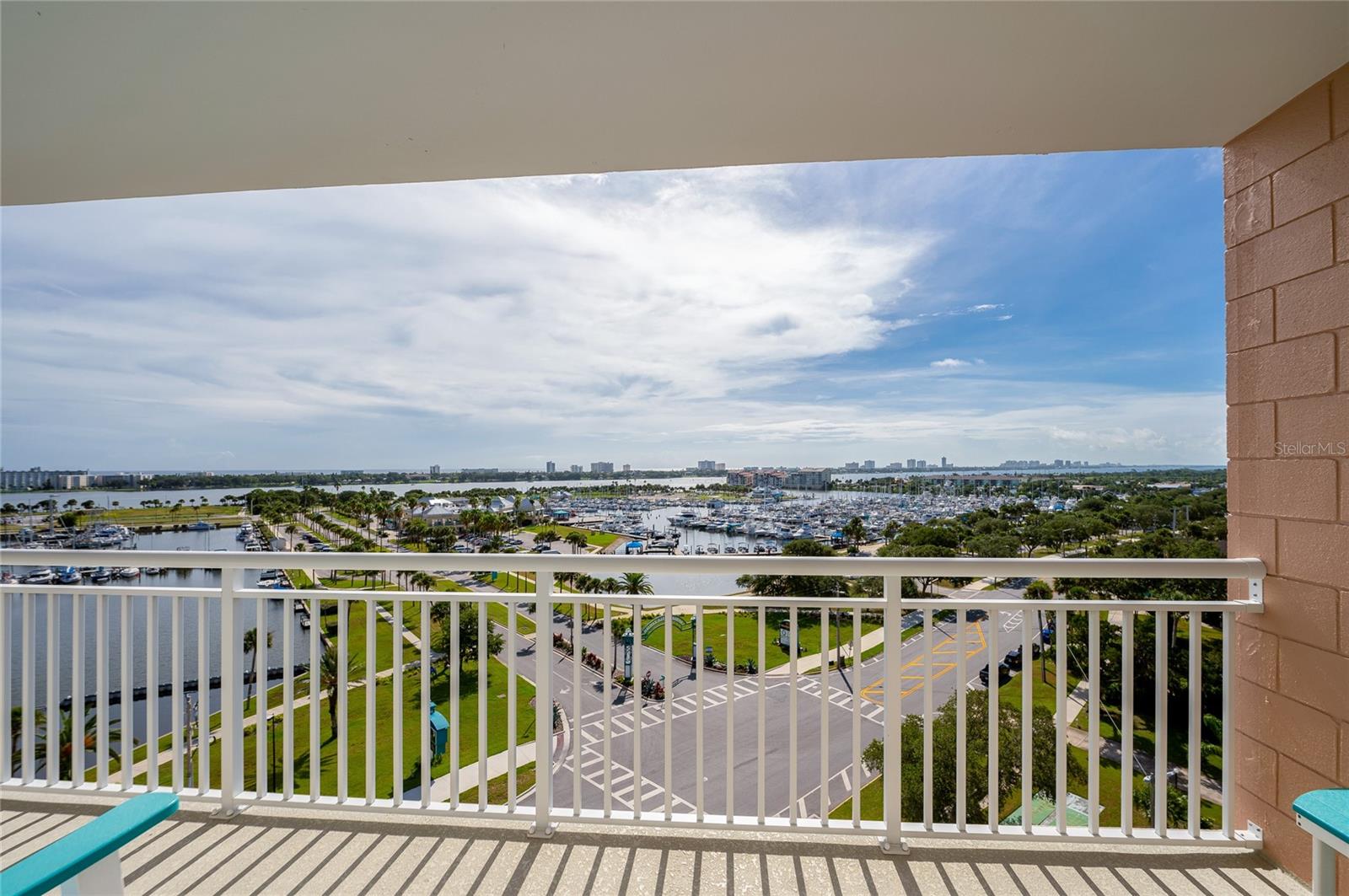 LANDMARK CONDO - Residential